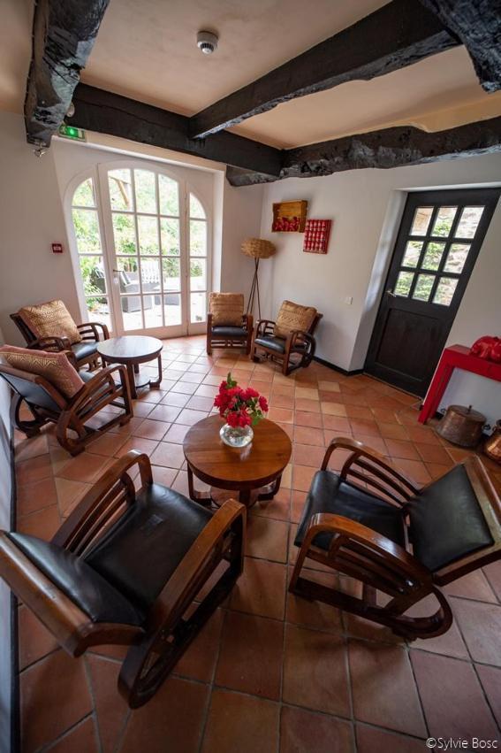 Chateau De Longcol Hotel La Fouillade Luaran gambar